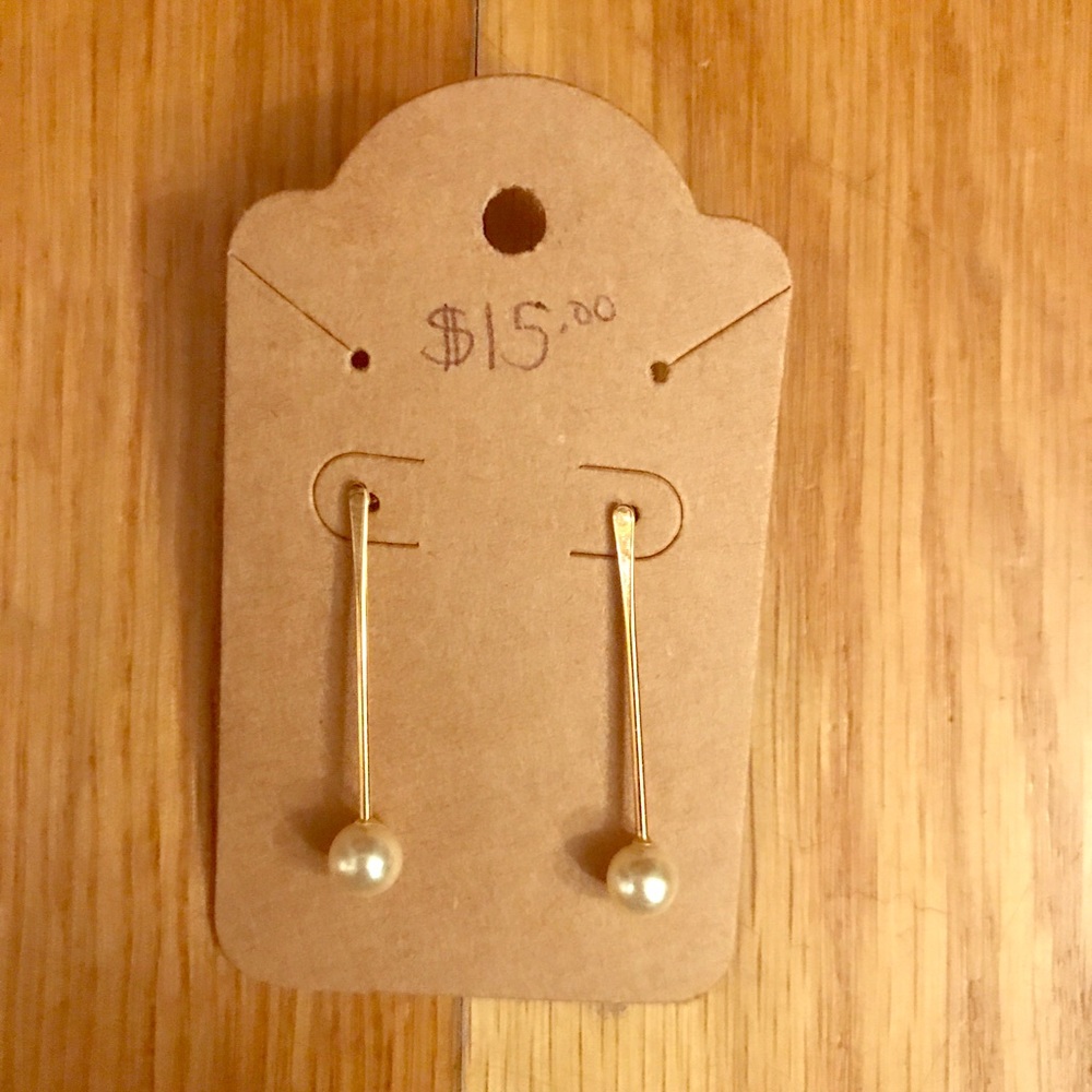 Drop Earrings with Pearl